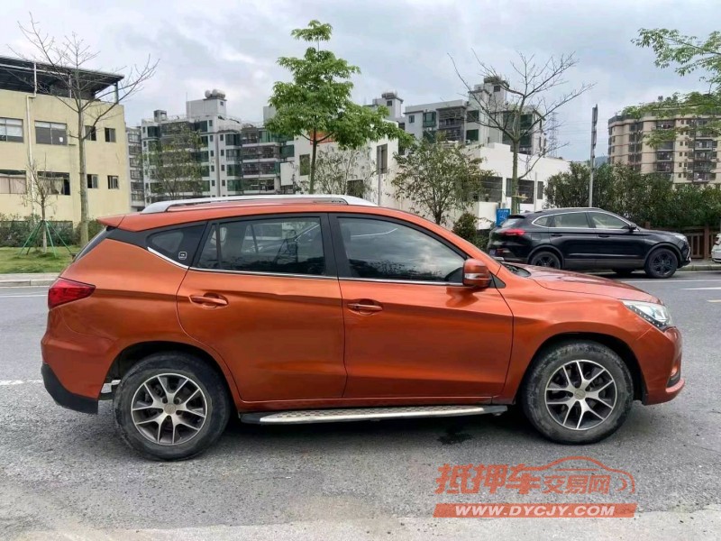 广州16年比亚迪宋3