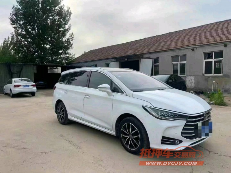 青岛18年比亚迪宋MAX3