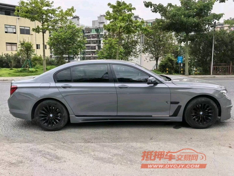 广州09年宝马7系4