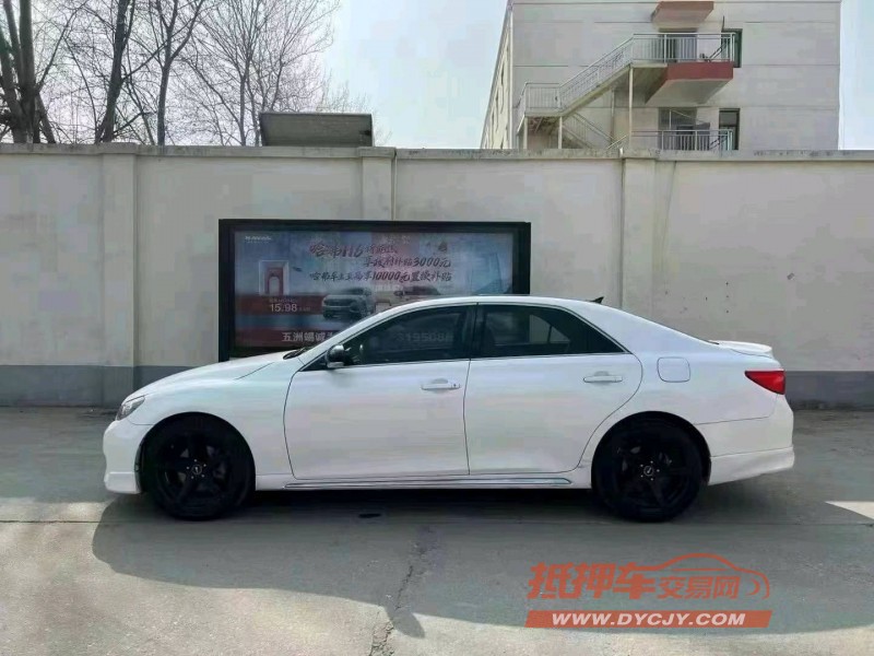 保定12年丰田锐志6