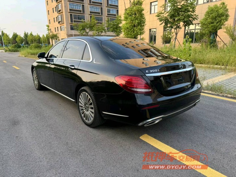 徐州20年奔驰E8