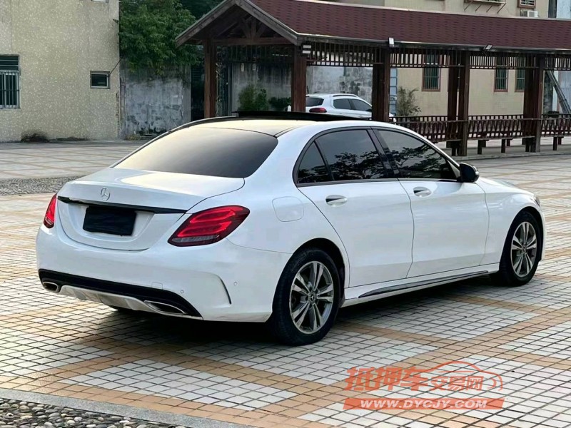 汕头17年奔驰C8