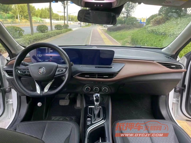 枣庄22年别克威朗5