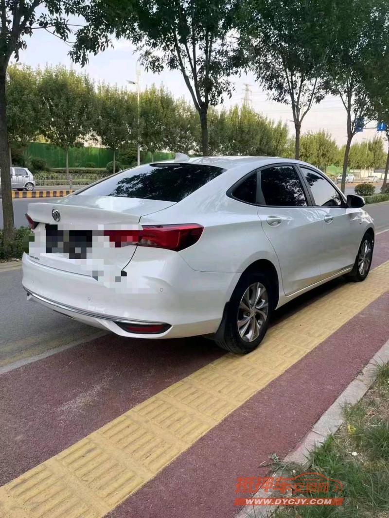 枣庄22年别克威朗9