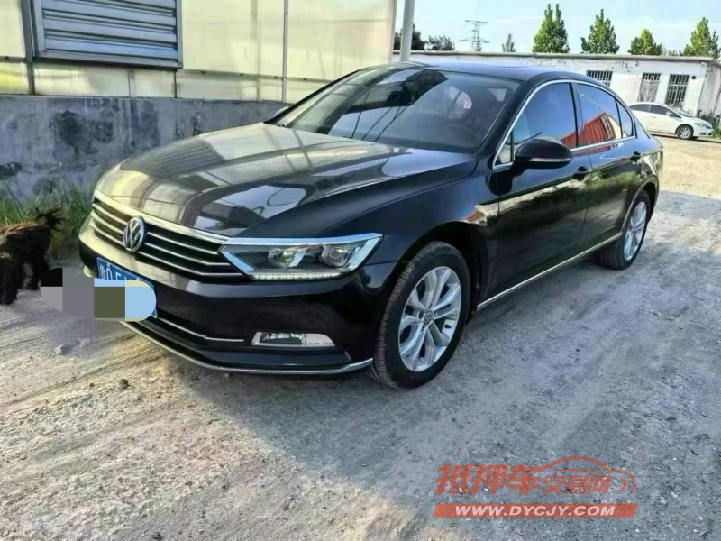 济南17年大众迈腾2