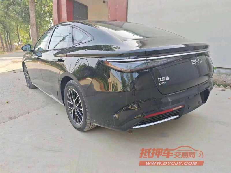 保定24年比亚迪海豹7