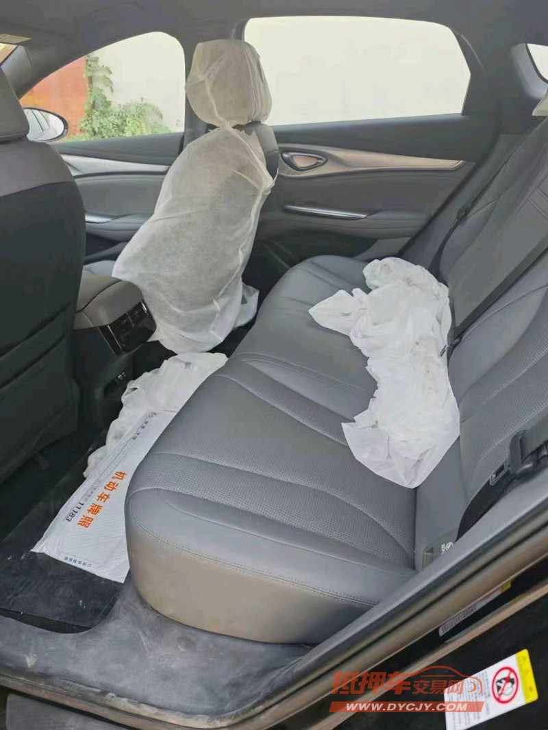 保定24年比亚迪海豹8