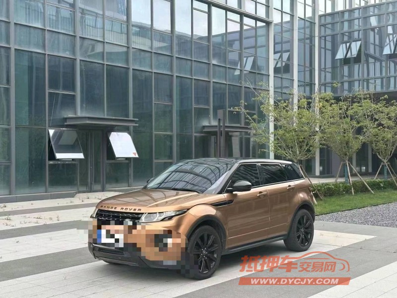 青岛14年路虎极光3