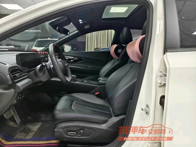 成都24年传祺影豹6