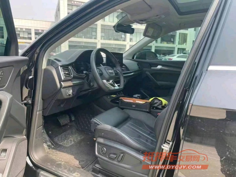 重庆22年奥迪Q57