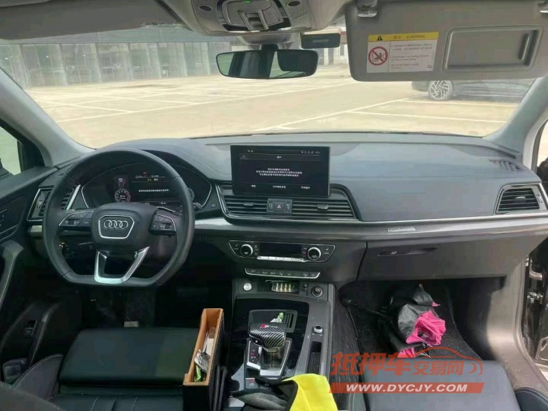 重庆22年奥迪Q58