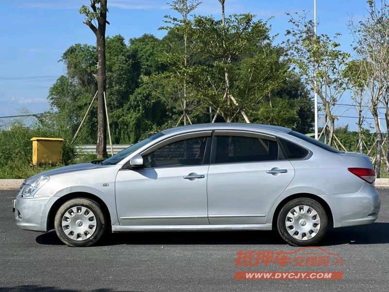 汕頭16年日產軒逸3