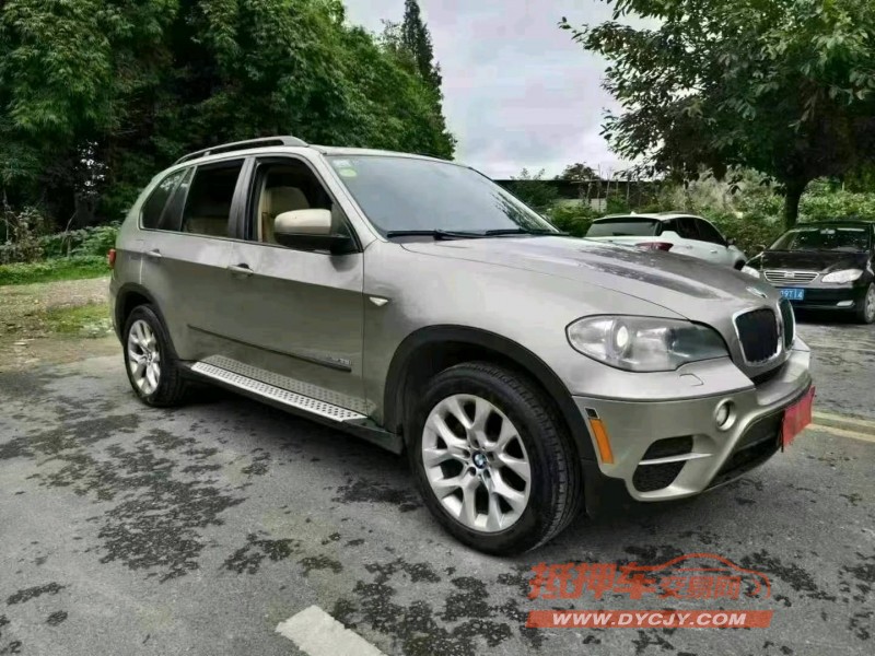 成都12年宝马X52