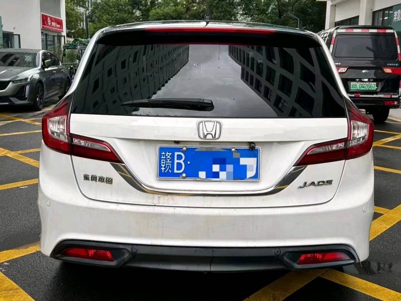 深圳16年本田杰德8