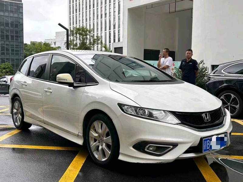 深圳16年本田杰德9