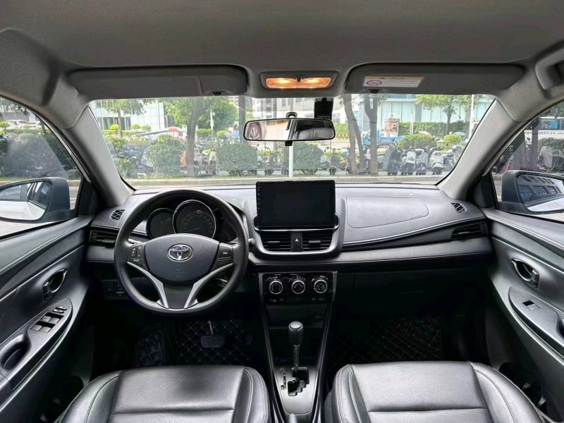 深圳22年丰田YARiS L 致炫4