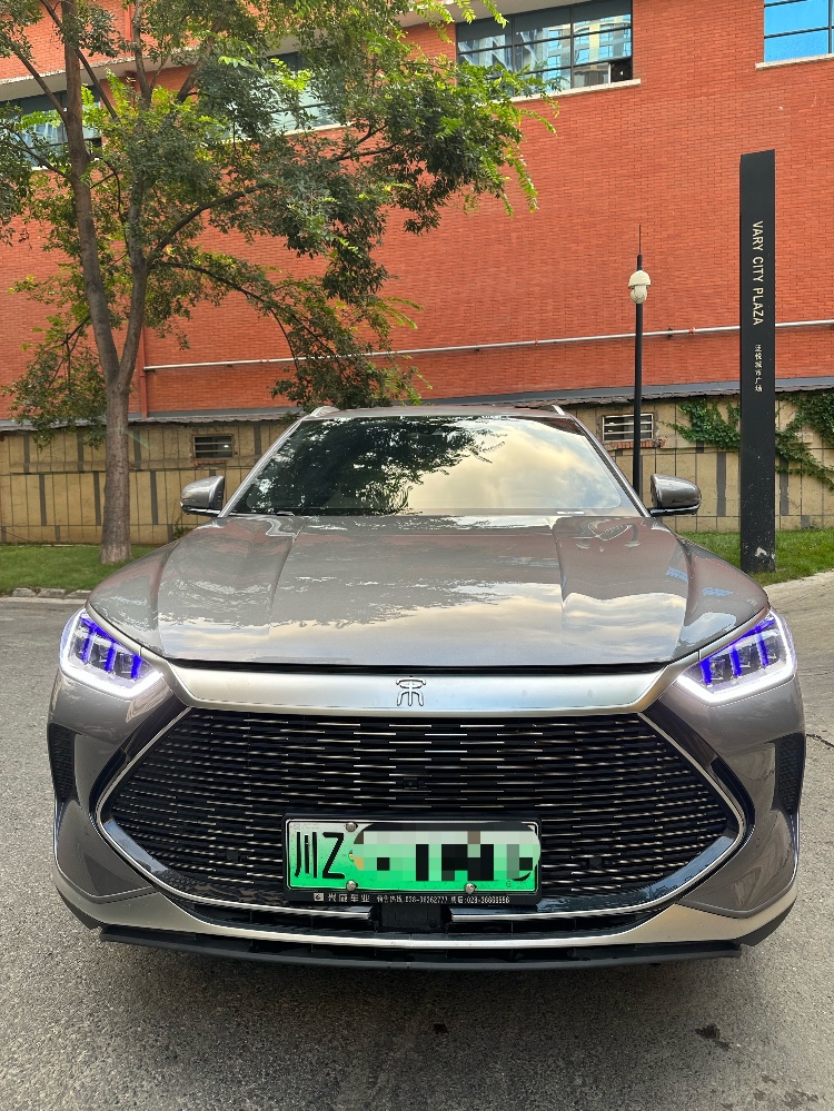 成都22年比亚迪宋新能源1