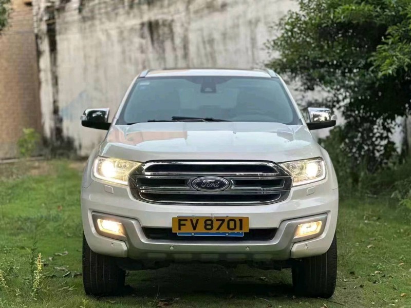 佛山16年福特撼路者1