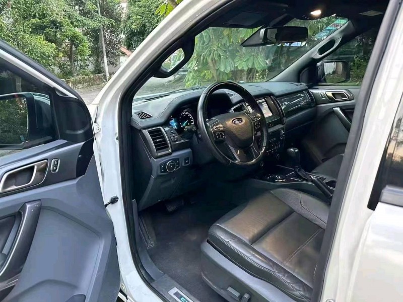 佛山16年福特撼路者8