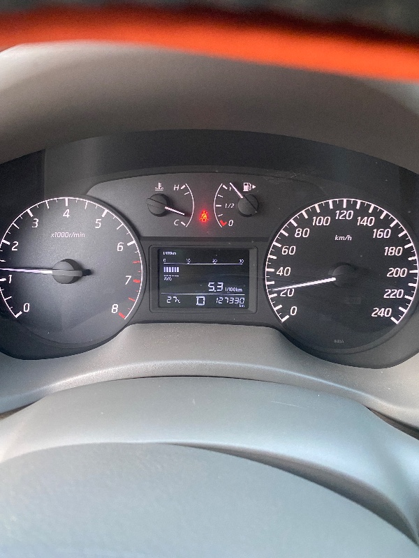 慶陽15年日產軒逸7