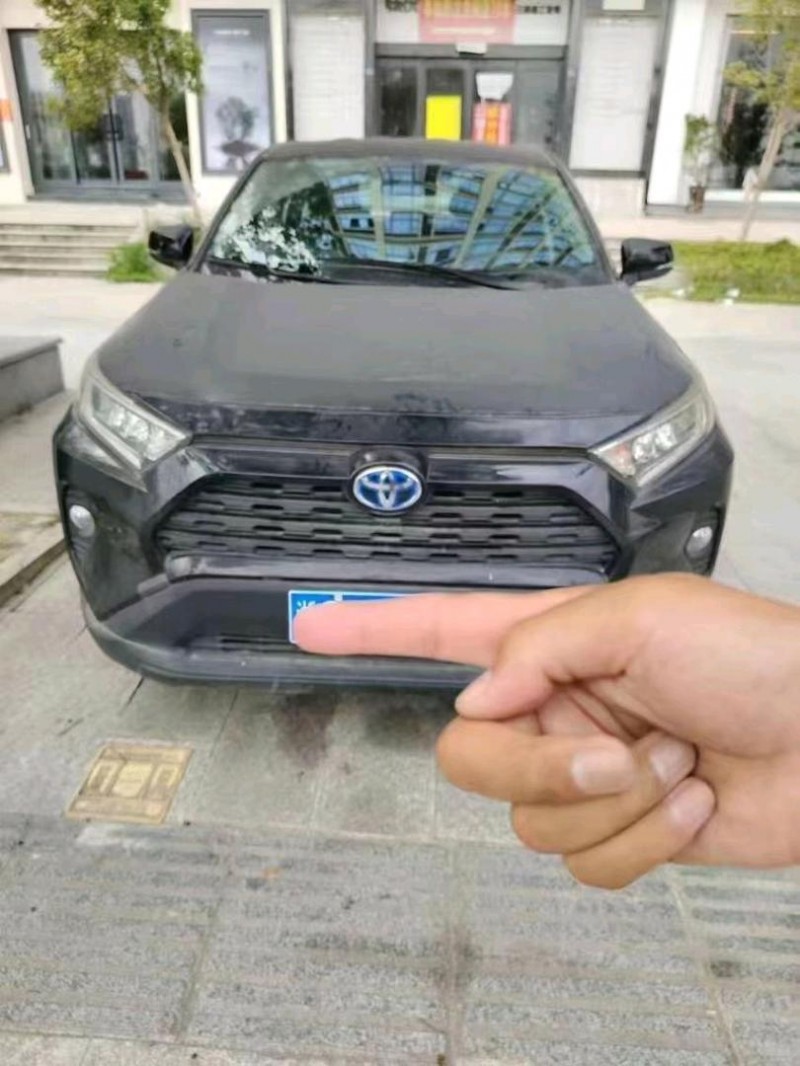 合肥21年豐田RAV4榮放4