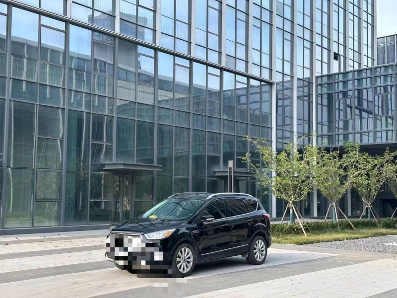 青岛18年福特翼虎3