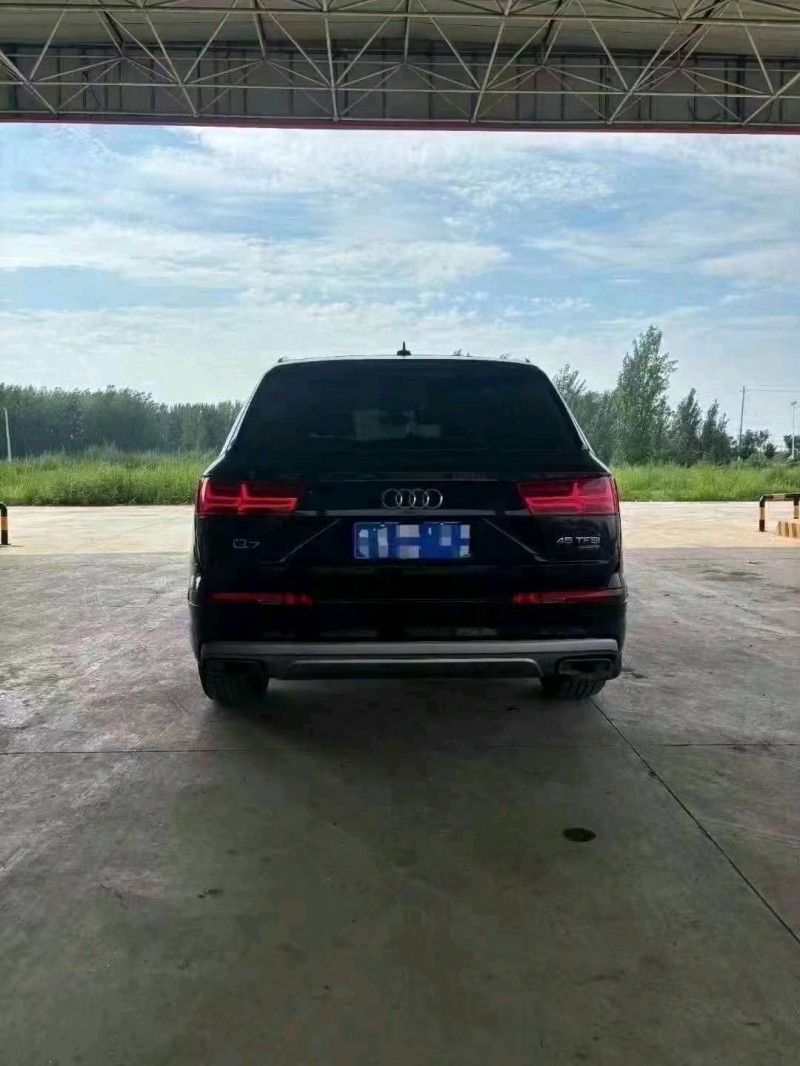菏泽17年奥迪Q77