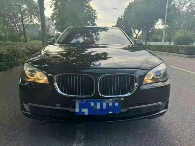 邵阳12年宝马7系1