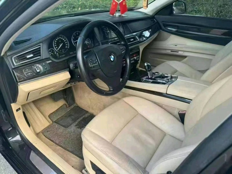 邵阳12年宝马7系5