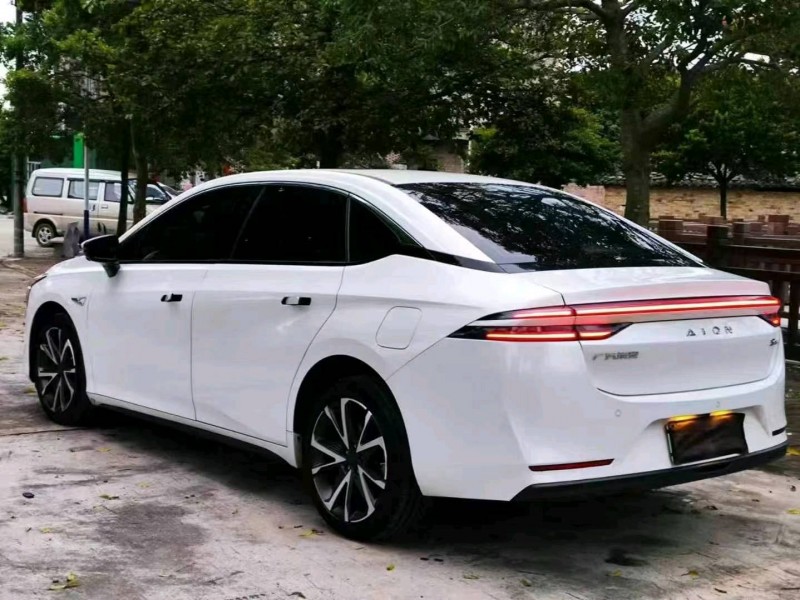 江门23年传祺埃安S9
