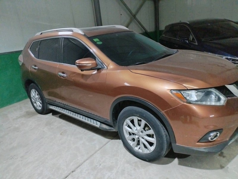 吳忠15年日產奇駿3