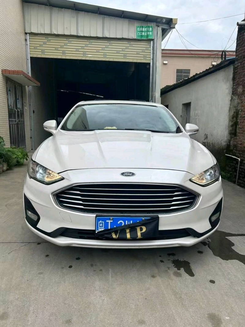 中山21年福特蒙迪欧1