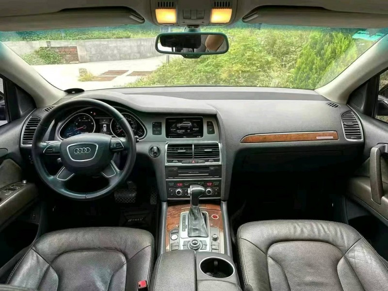 济宁14年奥迪Q76