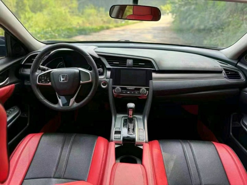 重庆20年本田思域8