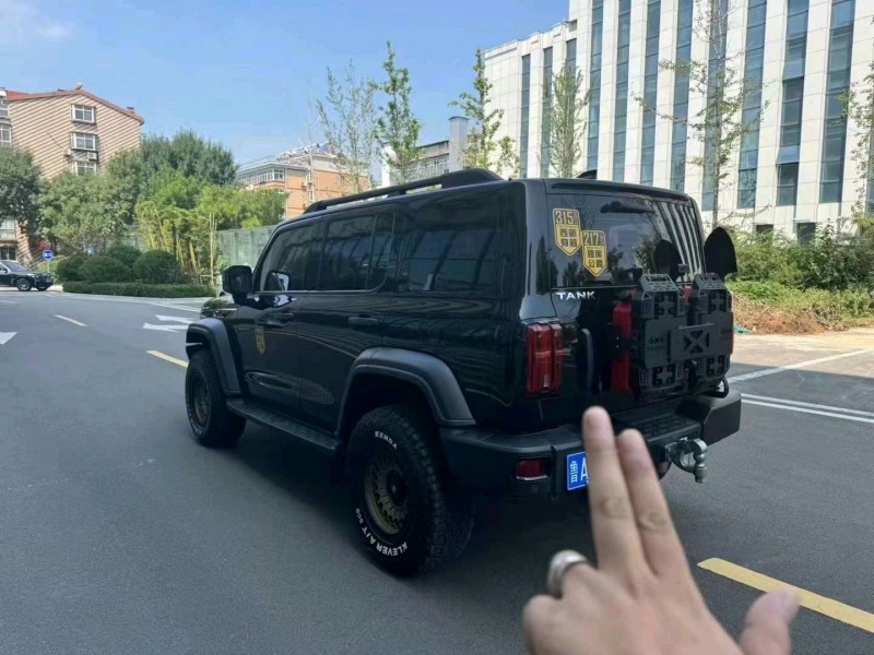 濟寧21年長城汽車坦克3007