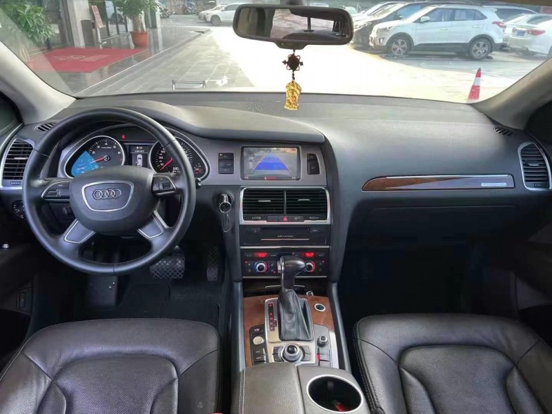 广州15年奥迪Q74