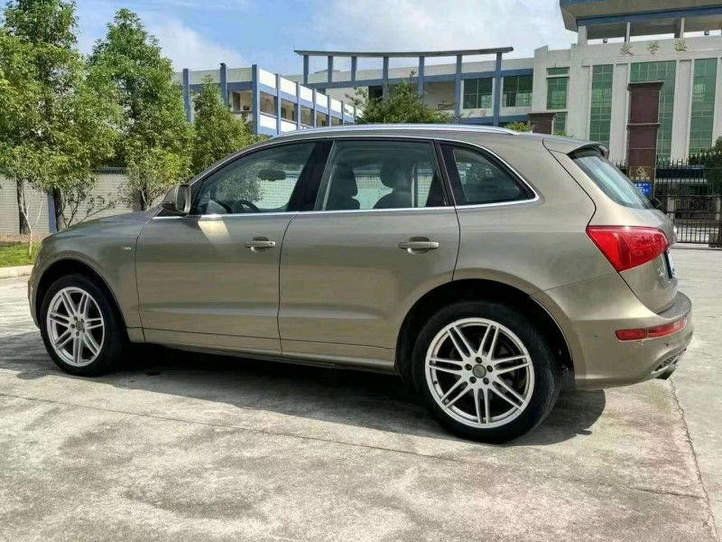 佛山10年奥迪Q58