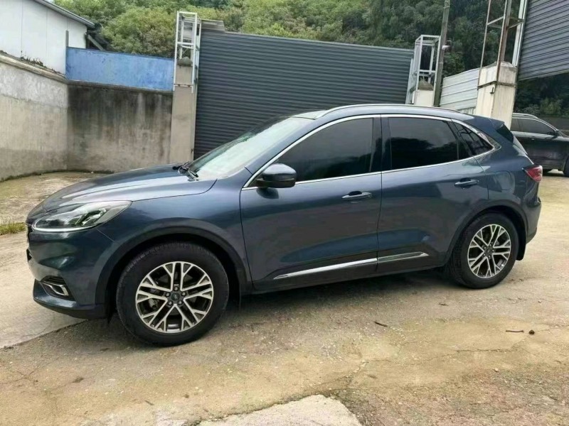 保定22年福特锐际3