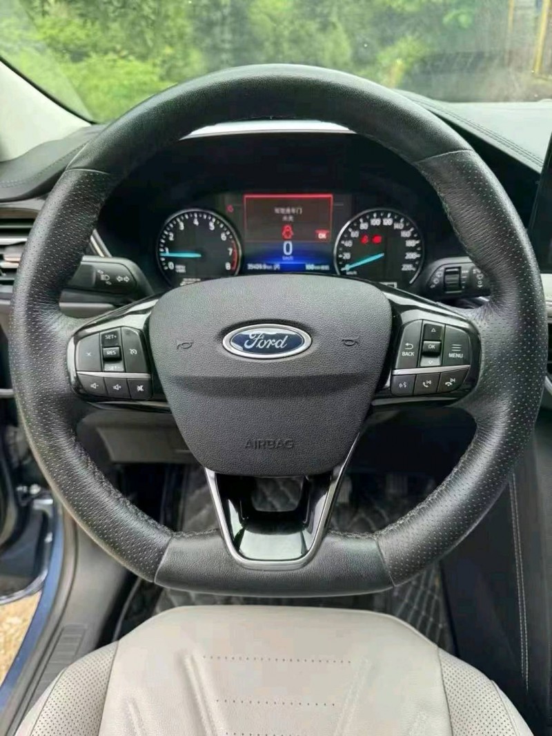 保定22年福特锐际4