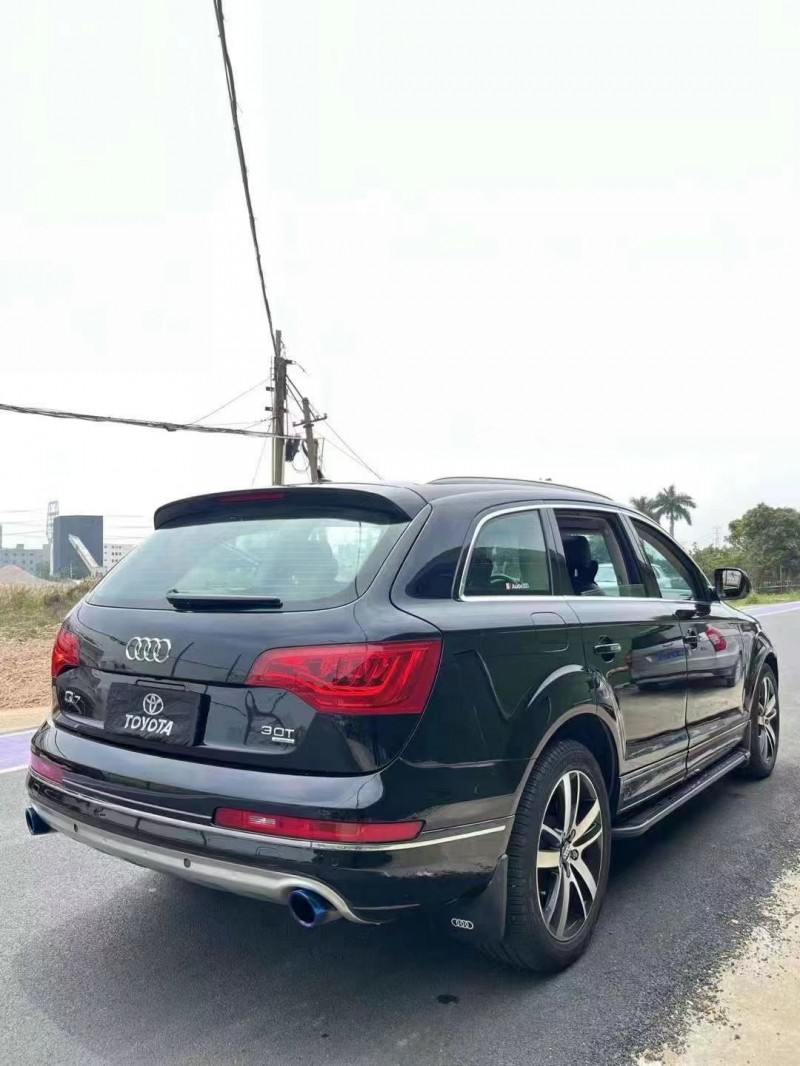 江门11年奥迪Q75