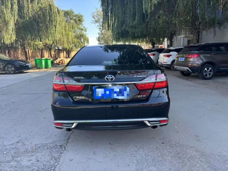 保定17年丰田凯美瑞9