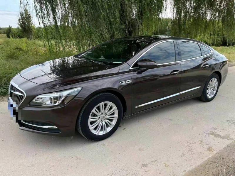 保定16年别克君越2