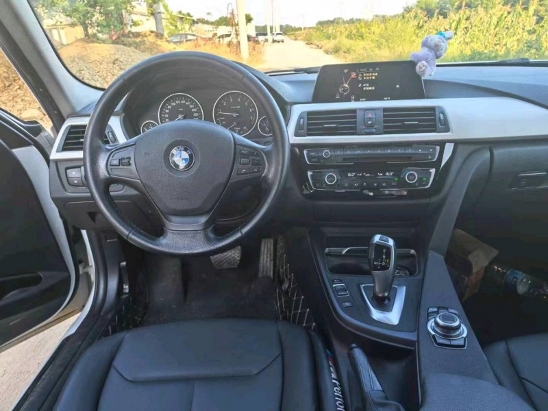 保定17年宝马3系6