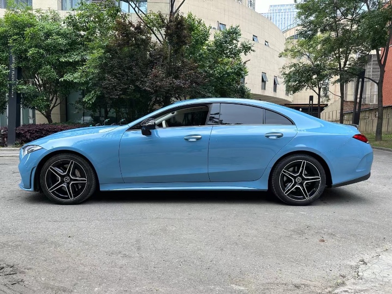 成都22年奔驰CLS3