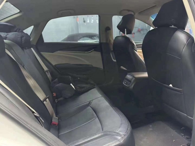 烟台17年别克英朗6