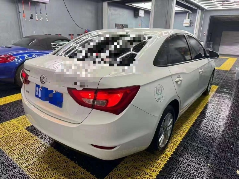 烟台17年别克英朗9