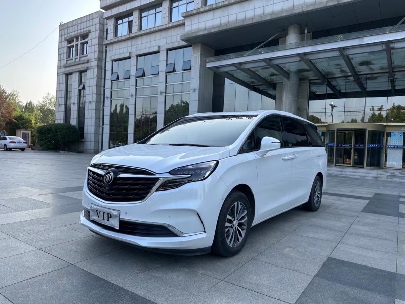 枣庄21年别克GL82