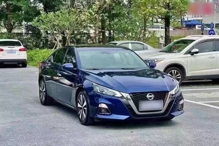 汕頭22年日產天籟1
