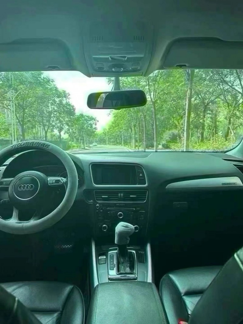 济宁13年奥迪Q56