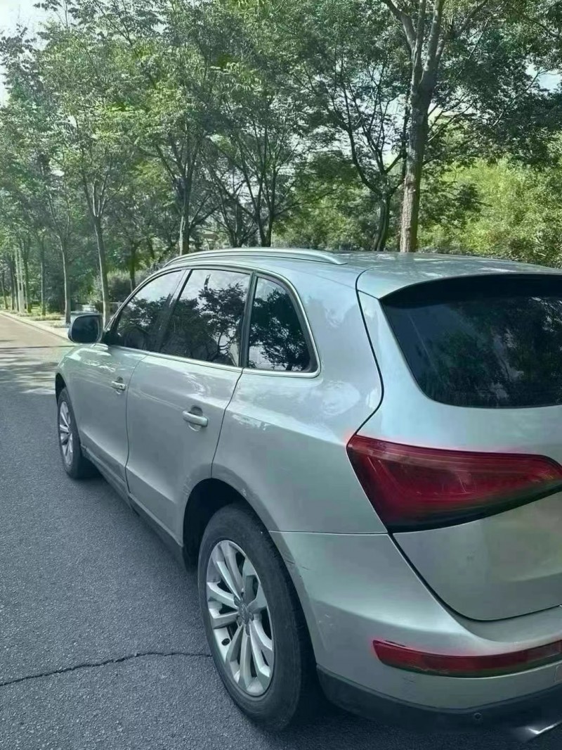 济宁13年奥迪Q57